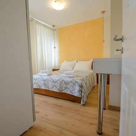 Corfu Downtown Hideaway Apartman *